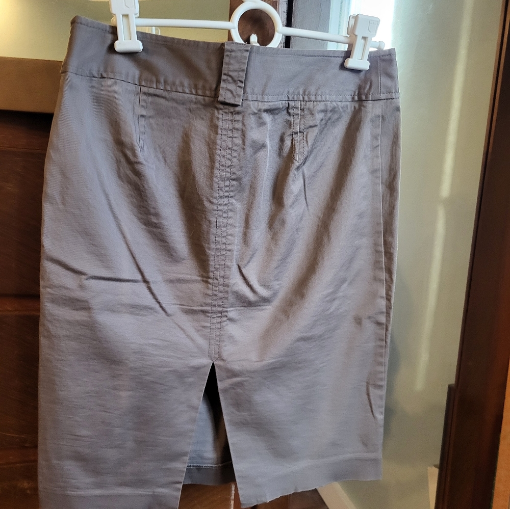 Grey pencil skirt. Jacob. Size 1/2